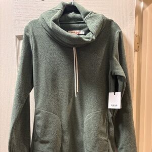 DESO Velma Fleece Dress NWT size L Large